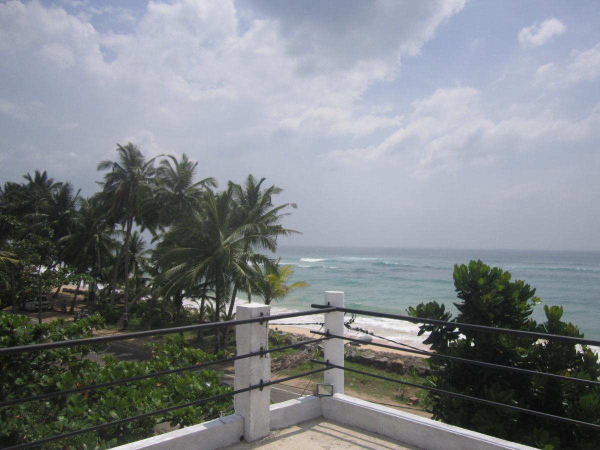 Rainbow surf beach hotel шри ланка. White surfing Beach Resort 1* Шри-Ланка, Коггала. Сиа Вью Унаватуна. Шри-Ланка,Унаватуна,Epic Unawatuna. White surfing Beach Resort 2* (Унаватуна).