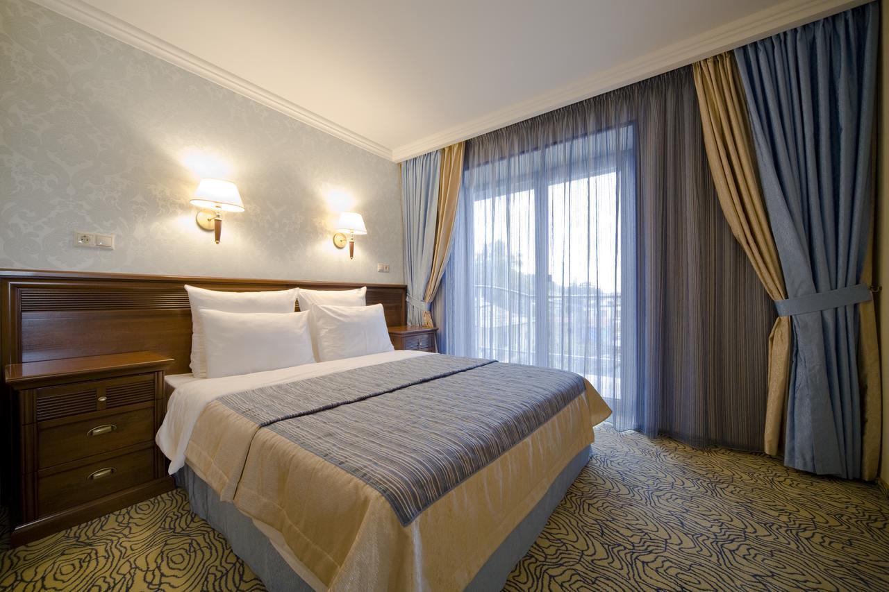 Алекс спа гагра. Alex Resort & Spa Hotel 4*. Отель Алекс Резорт спа отель Абхазия. "Alex Resort & Spa Hotel" отель, Гагра. Гагра отель Алекс Резорт спа 4.